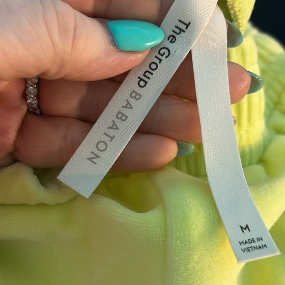 Babaton The Group Rocket Joggers Track Pants Pockets Size Medium High Waist - Picture 6 of 8